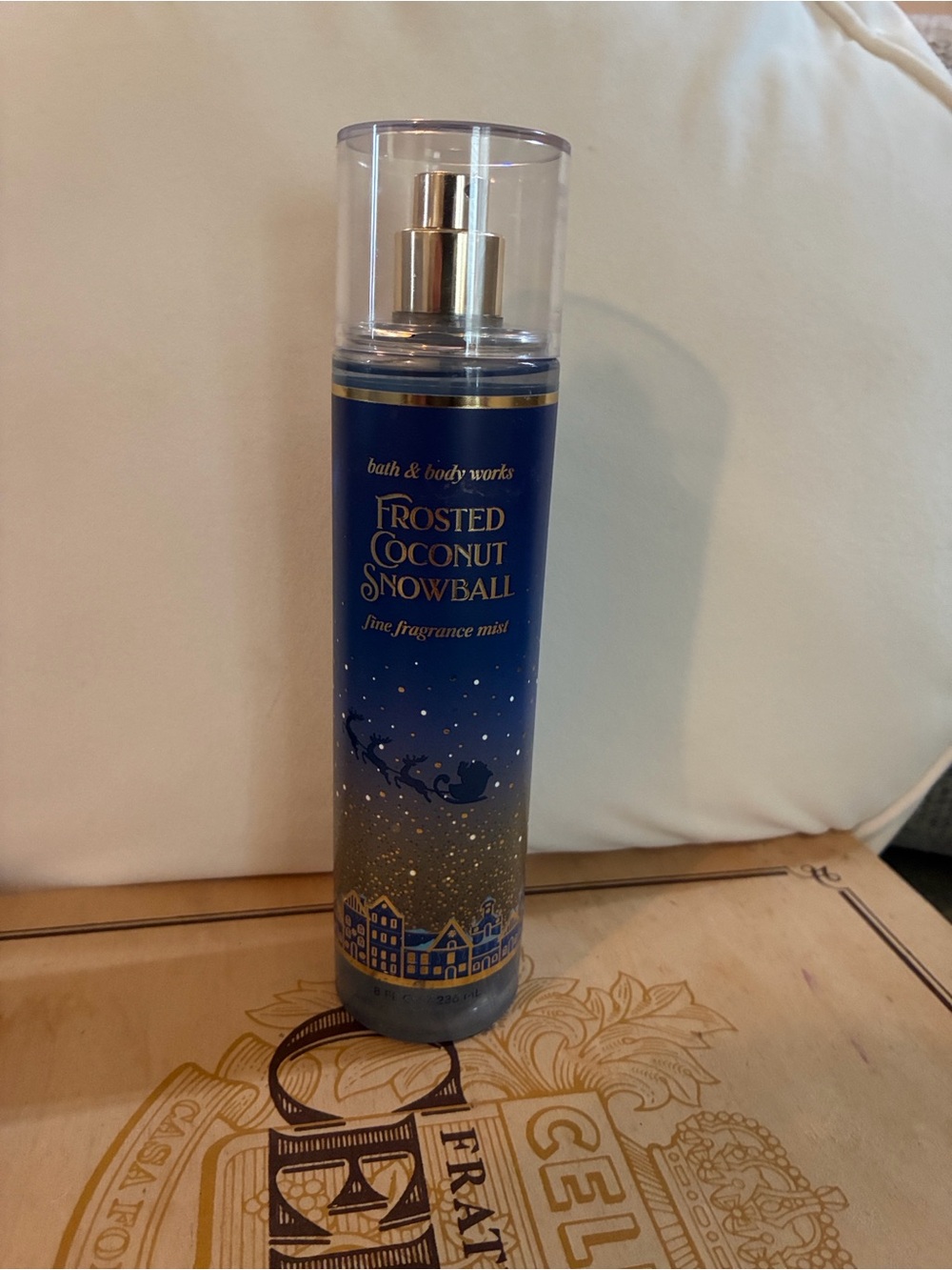 Bath & Body Works Frosted Coconut Snowball Mist - Blue and Gold